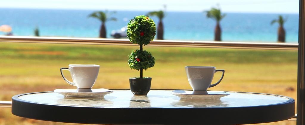 Am Beach House เนอามูดาเนีย ภายนอก รูปภาพ
